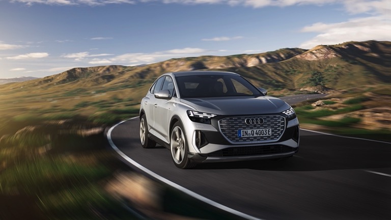 Audi_Q4_e-tron_Sportback_2021-05.jpg