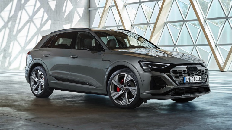 Audi_Q8-etron-2023-01-1.jpg