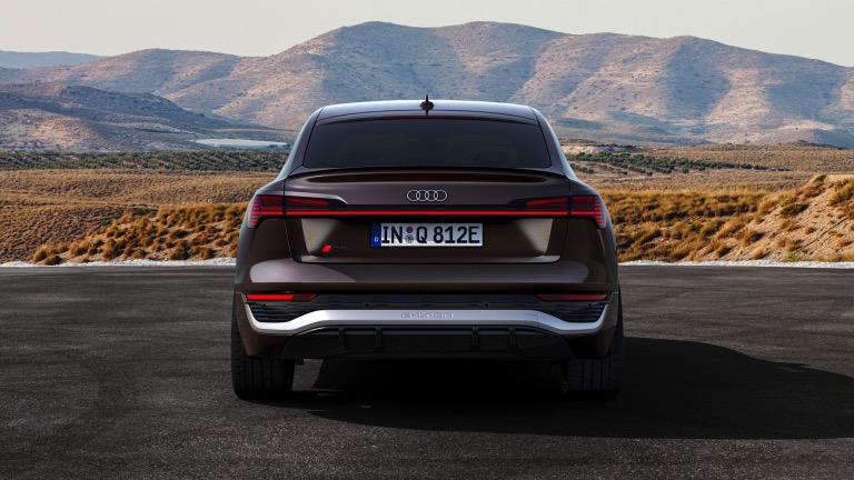 Audi_Q8-etron-sportback-2023-07-1.jpg