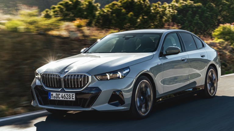 BMW_i5_eDrive40_Sedan-01.jpg