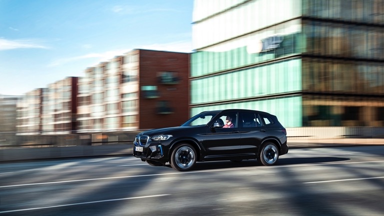 BMW_iX3_2022-04.jpg