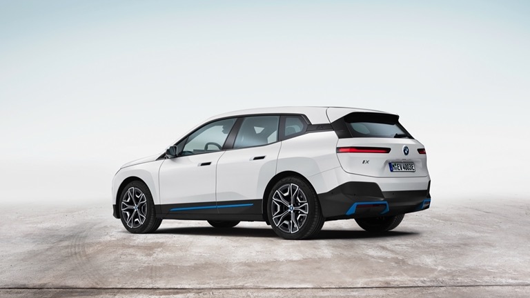 BMW_iX_2022-02-1.jpg