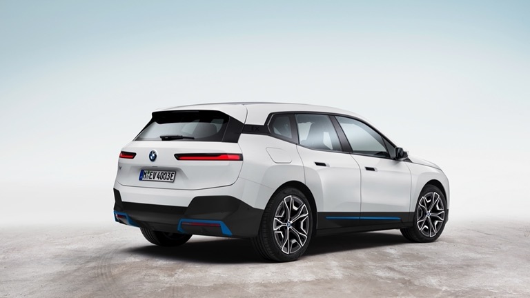 BMW_iX_2022-03-1.jpg