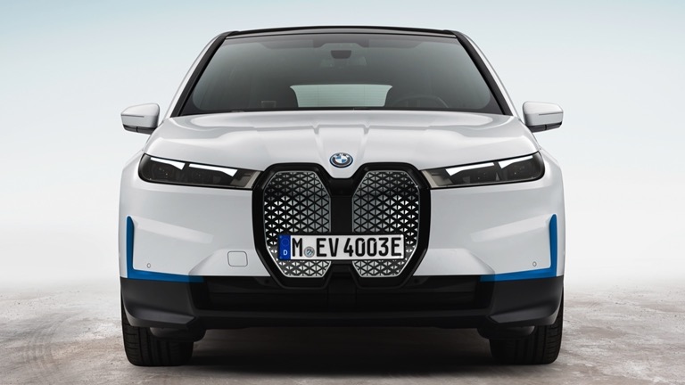 BMW_iX_2022-04-1.jpg