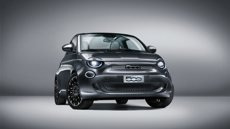 Fiat_500e_Convertible_2020-03-1.jpg