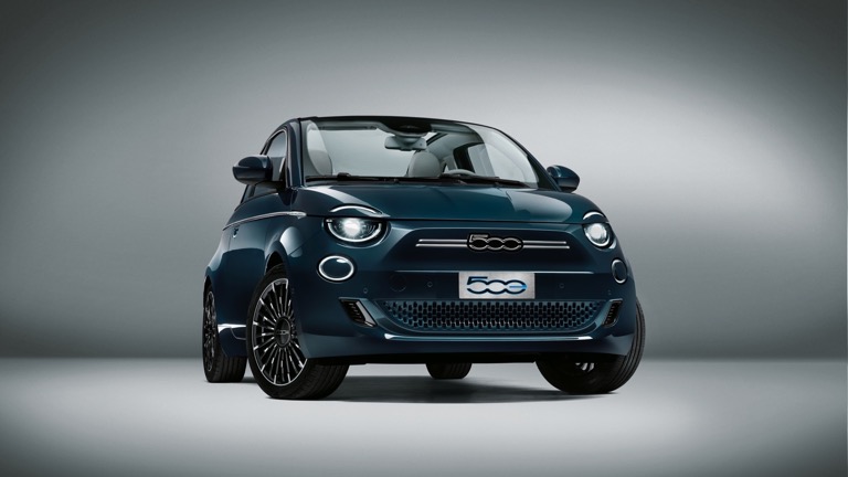 Fiat_500e_Convertible_2020-08-1.jpg