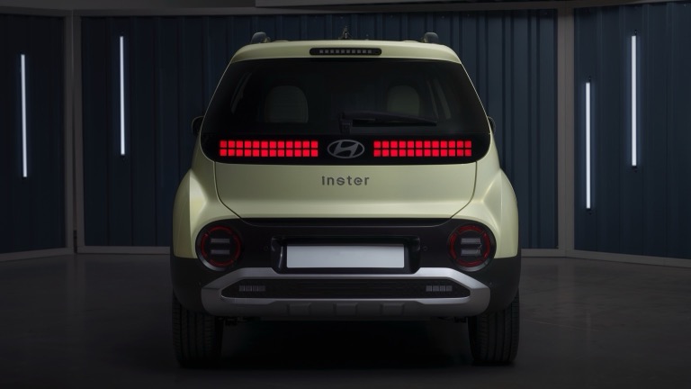 Hyundai_Inster_2025-04-1.jpg