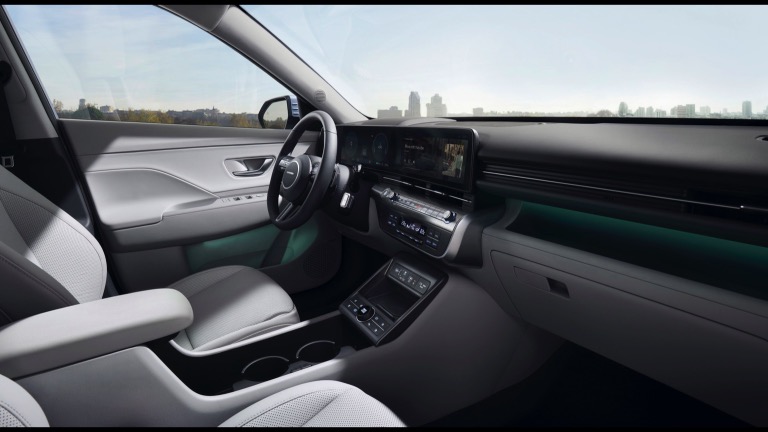 Hyundai_Kona_Electric_2024-07.jpg