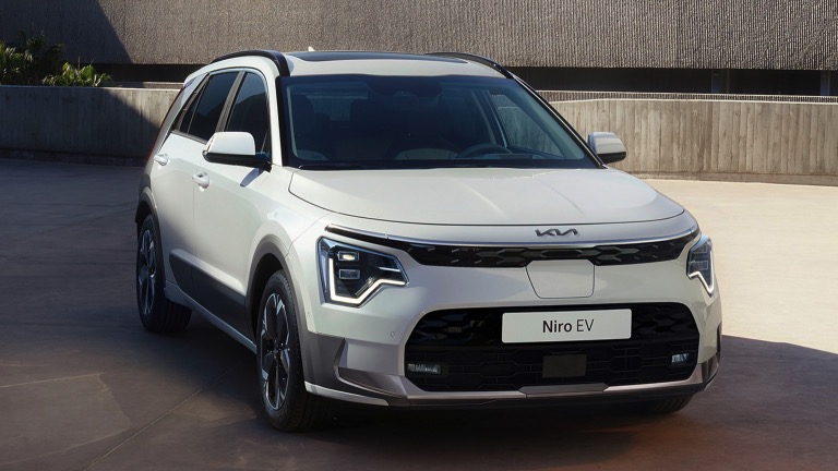 Kia-NiroEV-2022-02.jpg