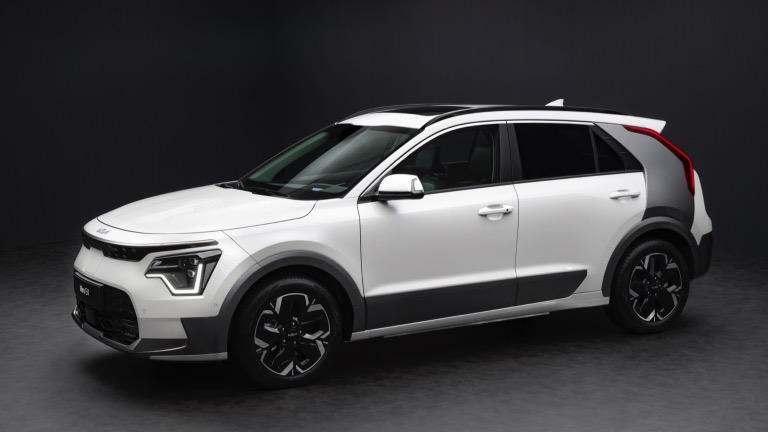 Kia-NiroEV-2022-05.jpg