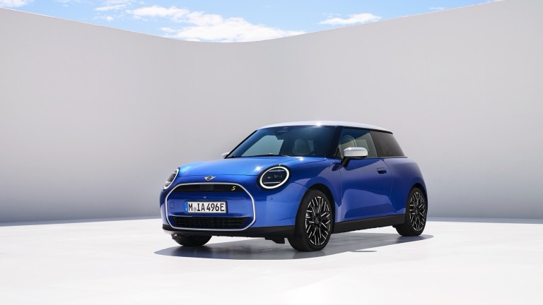 Mini_Cooper_Electric_2024-02-1.jpg