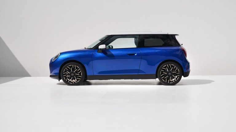 Mini_Cooper_Electric_2024-08-1.jpg