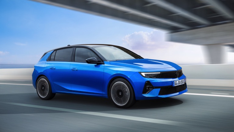 Opel_Astra_Electric-03.jpg