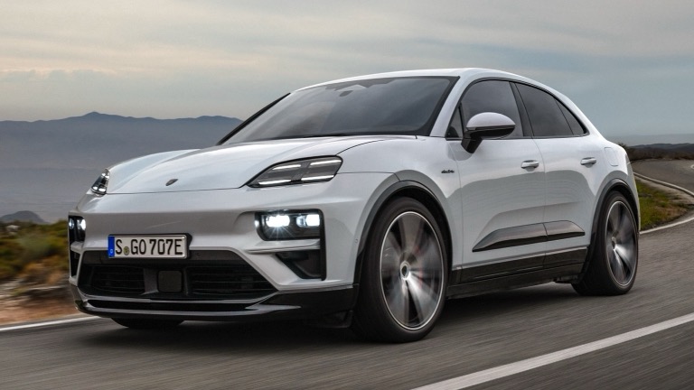 Porsche_Macan_Turbo_2024-01.jpg
