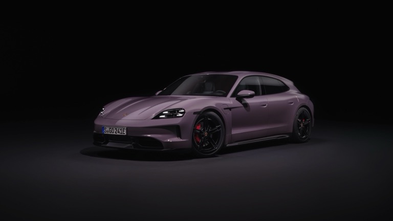 Porsche_Taycan_Sport_Turismo_2024-07-1.jpg