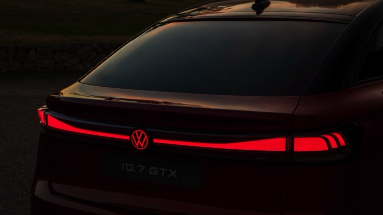 Volkswagen_ID7_GTX-05.jpg